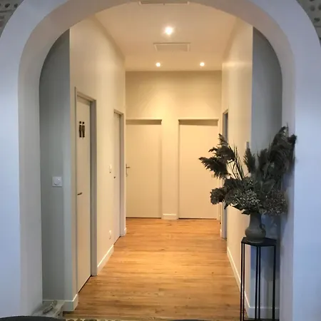 Dans Ancienne Ecole 3*