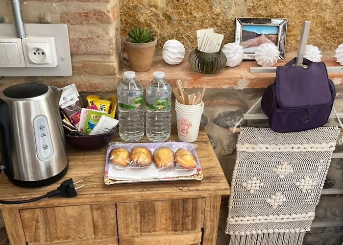 Dans Ancienne Ecole 3* Казер-сюр-Л'Адур